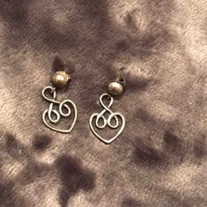 Retired James Avery Scrolled Heart Earrings